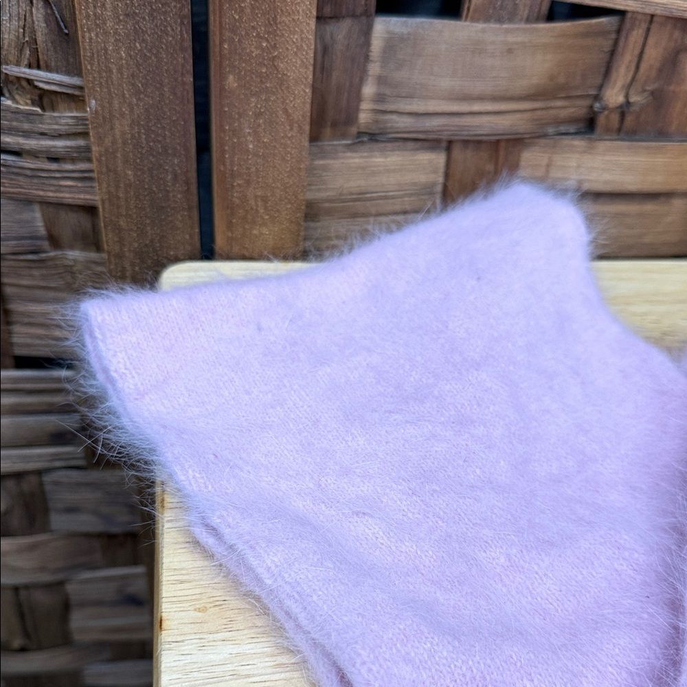 Vintage Angora Pink Women's Scarf - Picture 2 of 2
